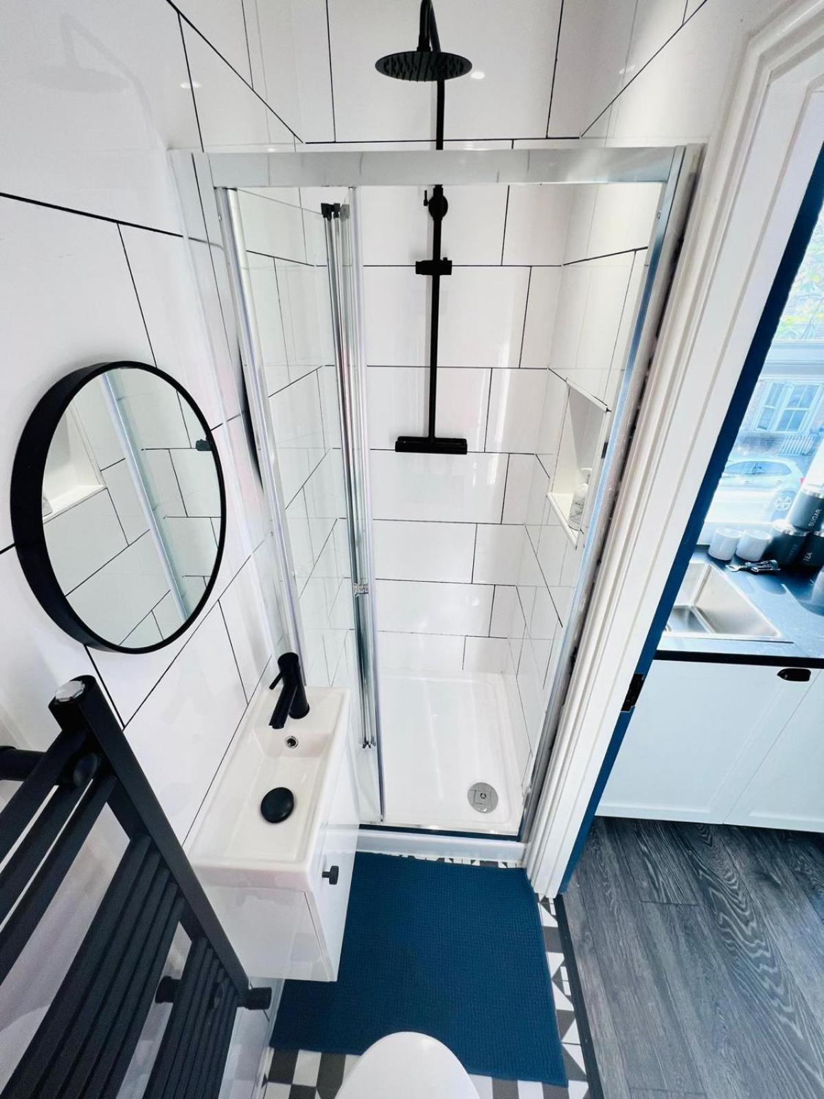London 61 Central Studio, Ideal For Tourists High Recommend!!! Екстериор снимка