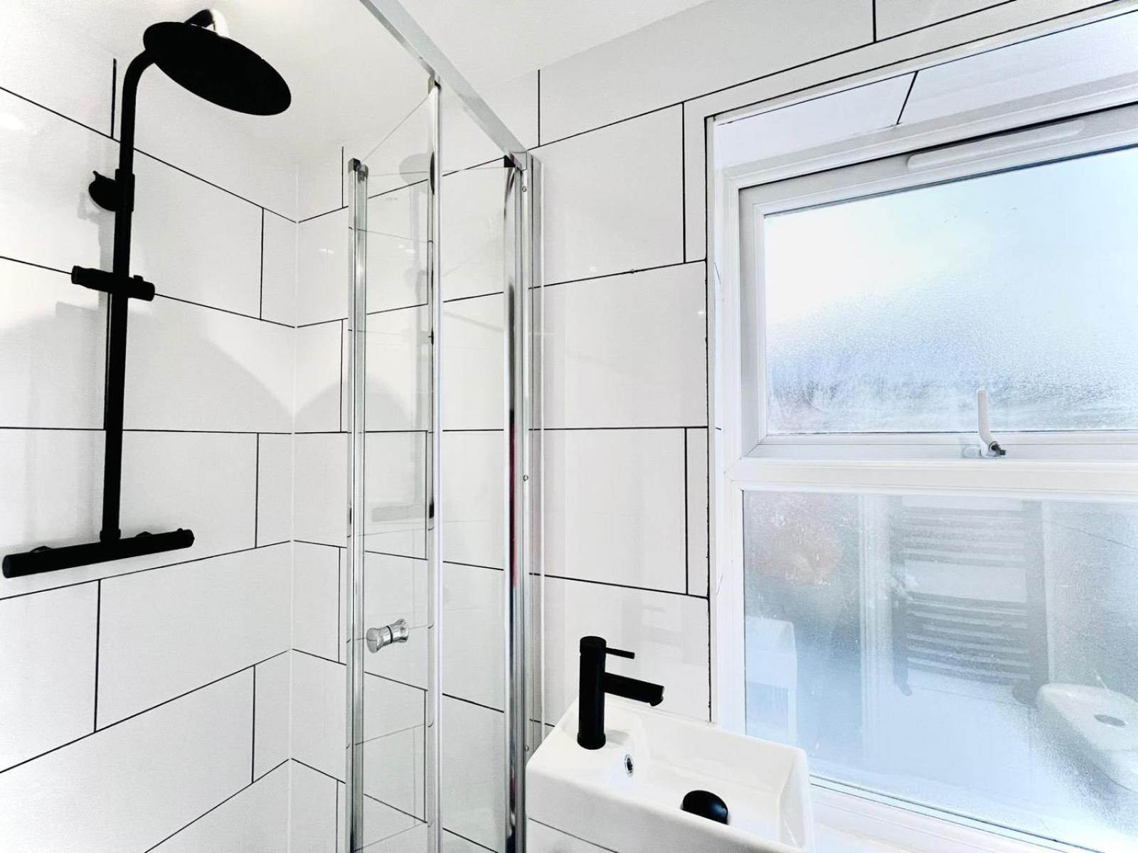 London 61 Central Studio, Ideal For Tourists High Recommend!!! Екстериор снимка